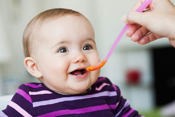 Dinh dưỡng cho trẻ 7 – 9 tháng tuổi